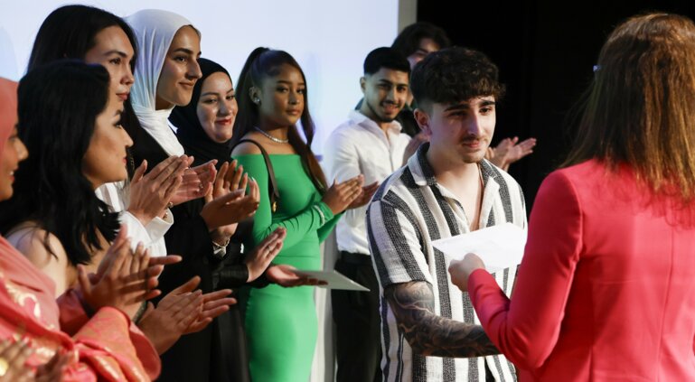 NEW Branchenverband - Middle Top